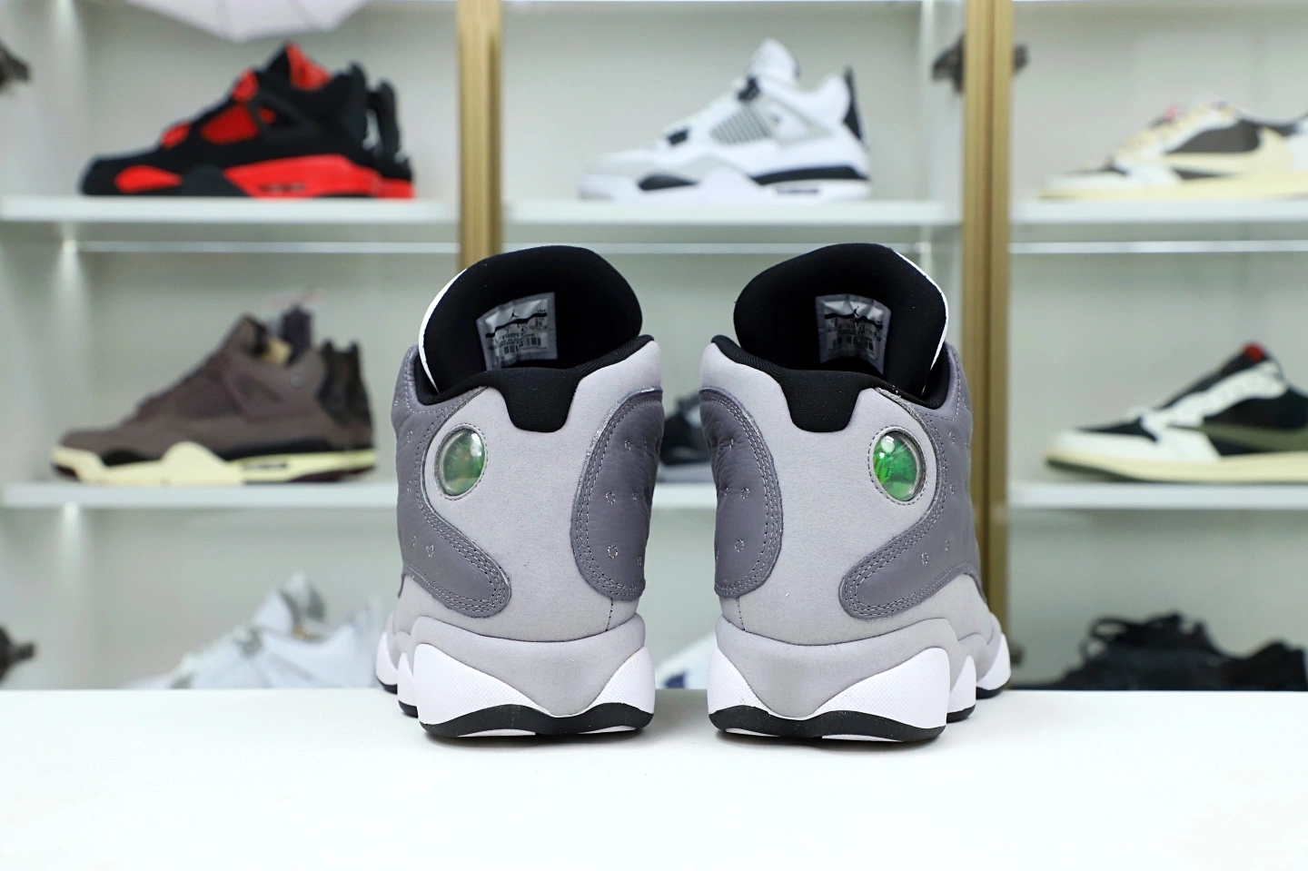 -414571-016 'ATMOSPHERE AIR JORDAN 13 RETRO GREY' 0128